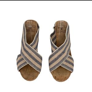 Women’s Lucky Brand Size 8M Tan Black Striped Miller 2 Cork Wedge/Platform Shoes